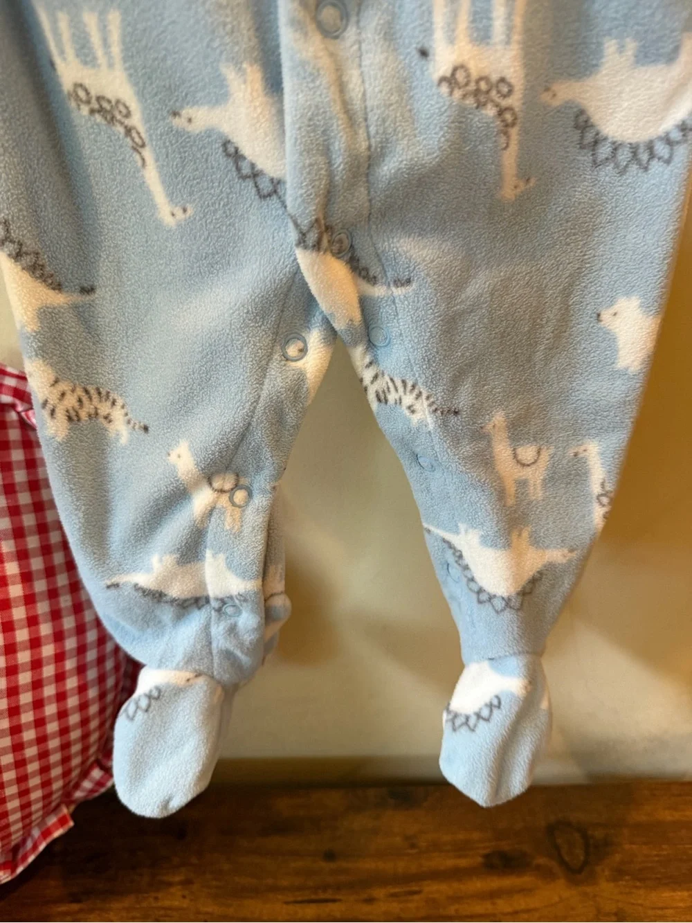 Carter's Baby Boys Footie Pajama Rompers Bundle of 2 Size 6 Months